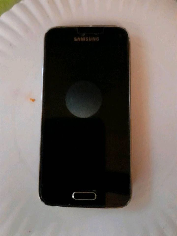 Samsung Galaxy S5 mini in Moers