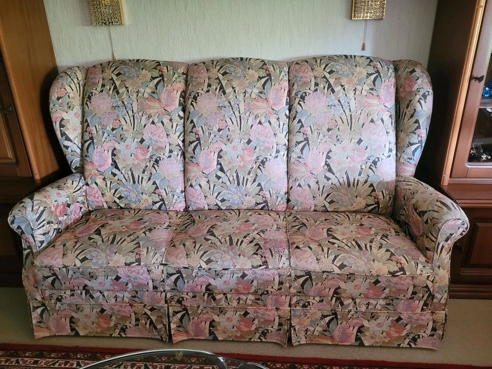 Couch, Sofa, retro, Vintage, geblümt, Sitzmöbel, in Sulzbach (Saar)