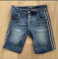 Jeans Bermuda shorts Multiblue Gr 36 / 38 Essen - Essen-Kray Vorschau