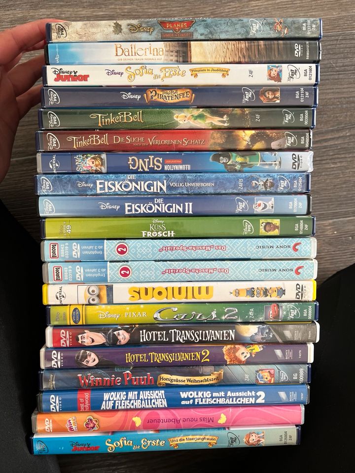 Verkaufe viele tolle DVD‘s in Stadtoldendorf