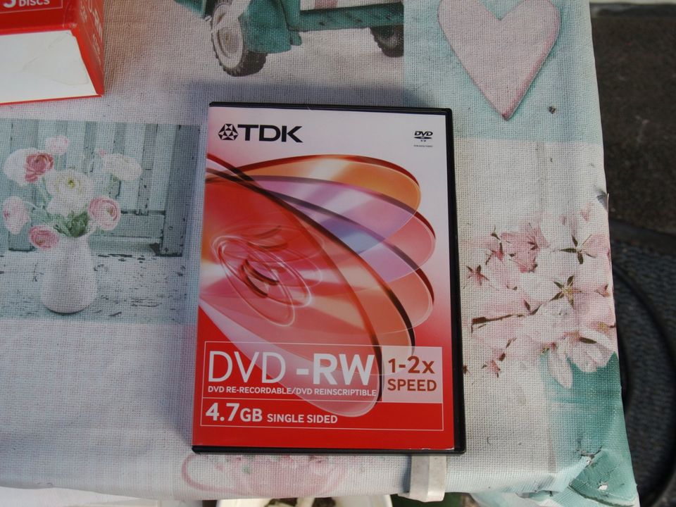 Biete 2 Pakete TDK a 5 Stück DVD- RW 4,7 GB Neu unbenutzt in Bielefeld
