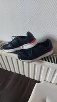 Strandfein Damen Sneaker Gr.38 Glitzer dunkelblau Brandenburg - Zixdorf Vorschau