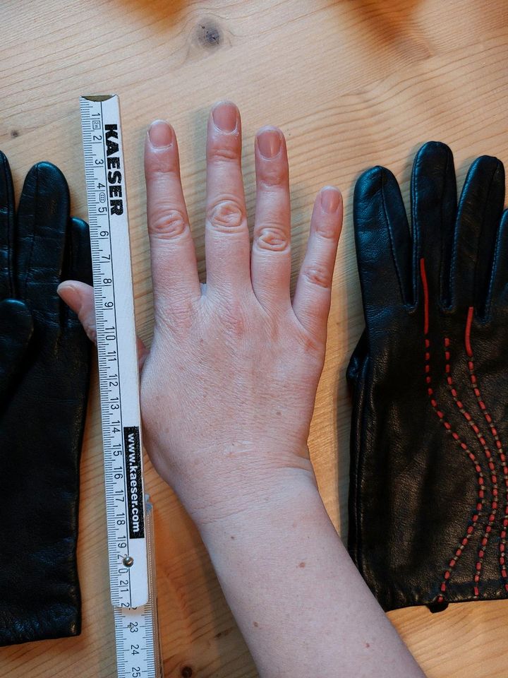 Handschuhe Glattleder WIE NEU Lederhandschuhe gefüttert Gr M in Duderstadt