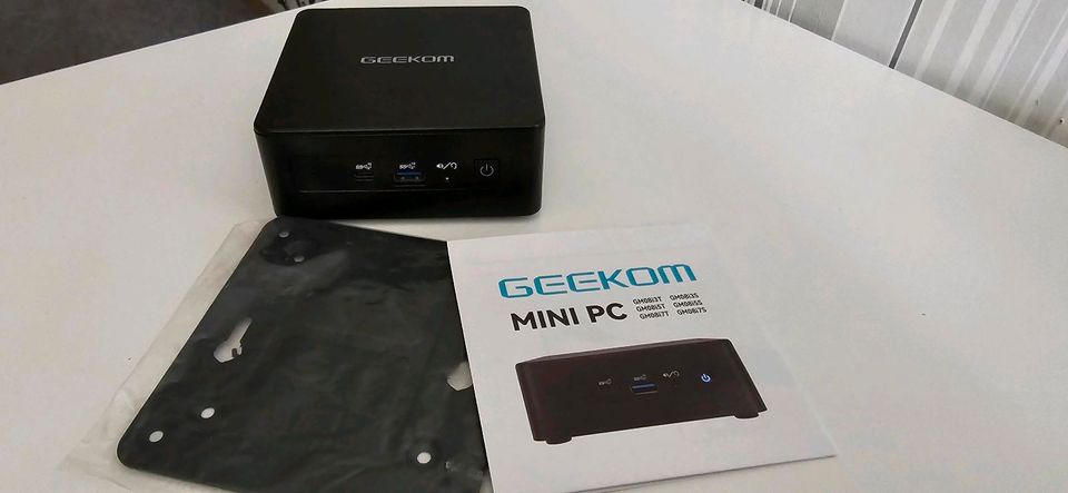 GEEKOM Mini PC, Mini IT8 i5-8259U in Naila