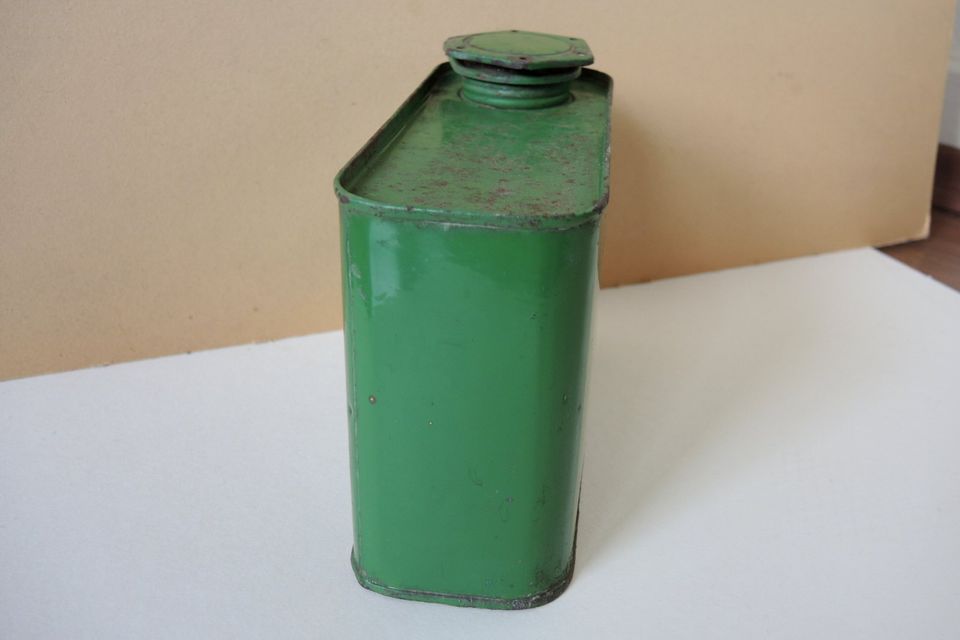kleiner alter Kanister aus Metall, " BP ", ca. 0,75 Liter in Karlsruhe