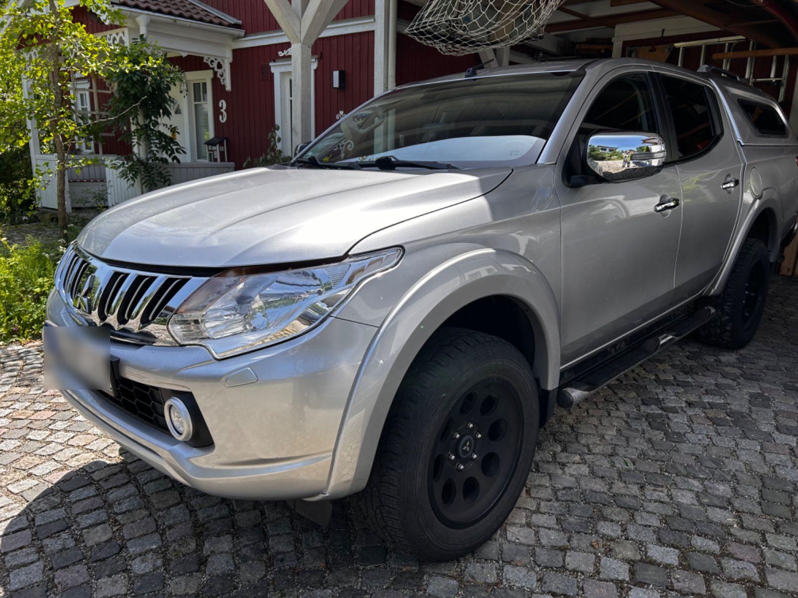 Abbildung des Autos Mitsubishi L200 DoKa Har…