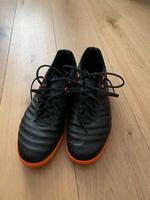 Nike Fußballschuhe Tausendfüßler Gr. 46 Frankfurt am Main - Bockenheim Vorschau