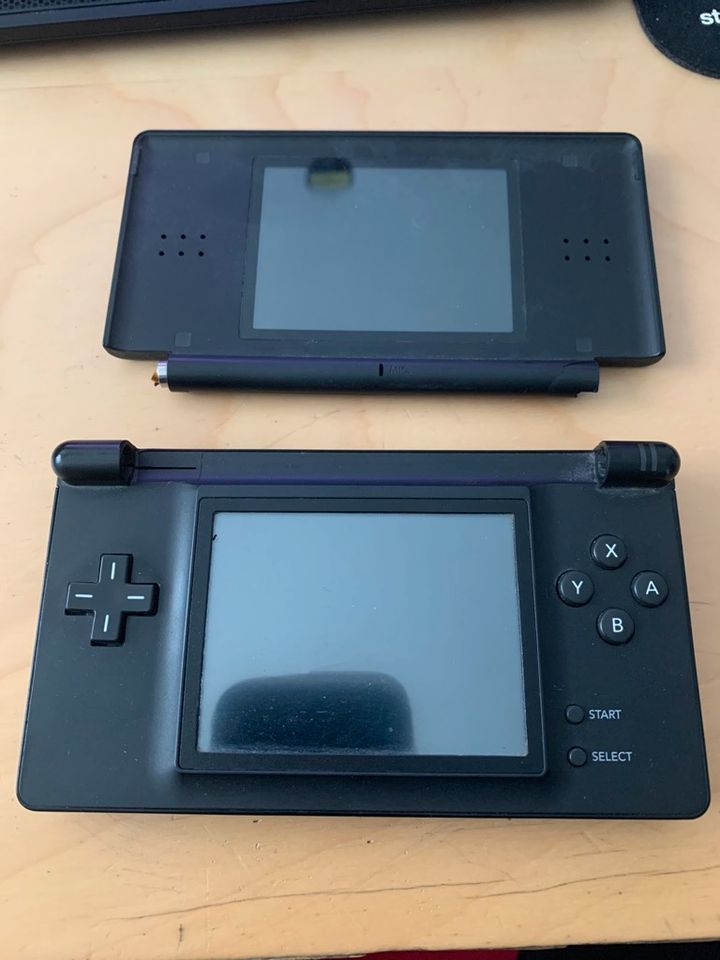 Nintendo DS Lite Reparatur (Gehäuse,  Display,  Touch) Service in Rossau (Sachsen)