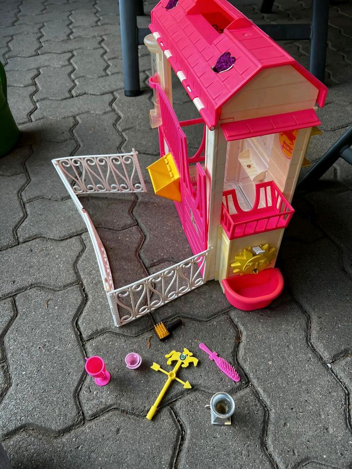 Pferde Stall Box Barbie von 1995 in Evessen