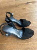Schwarze high heels Gr. 38 Berlin - Grunewald Vorschau
