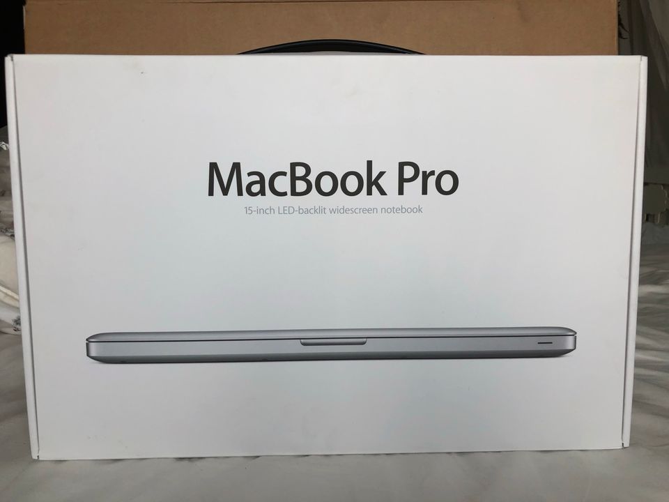 Apple MacBook Pro A1286, 15,4', 16GB RAM, 750GB, Werkszustand in Köln