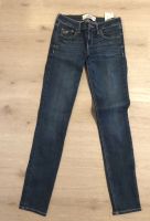 Hollister Skinny Jeans Blau Gr. S / W 26 Hose Niedersachsen - Diepholz Vorschau