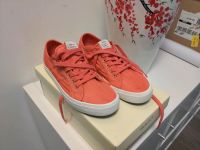 Paar Gant Sneaker Modell Zoee Watermelon Red Größe 39 Düsseldorf - Heerdt Vorschau