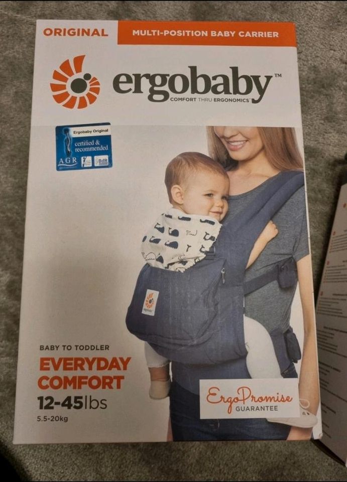 Ergobaby Original Babytrage mit Neugeborenen-Einsatz (unbenutzt!) in Oberasbach