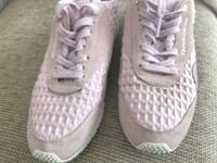 Original Reebok Sneaker Gr. 38,5 Frankfurt am Main - Harheim Vorschau