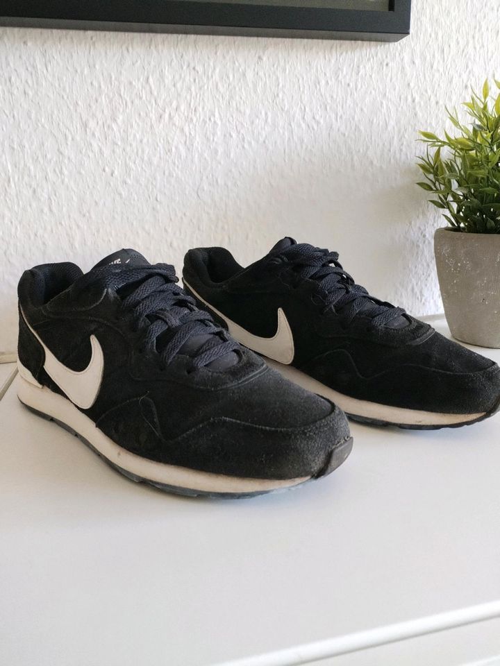 Nike Venture Runner Sneaker Herren in Lüneburg