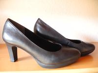 Pumps, Tamaris, Größe 38, gepolster, antishock, bequem, neuwertig Hessen - Burghaun Vorschau