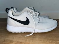 Nike weiß, Größe 40,5 Niedersachsen - Dinklage Vorschau