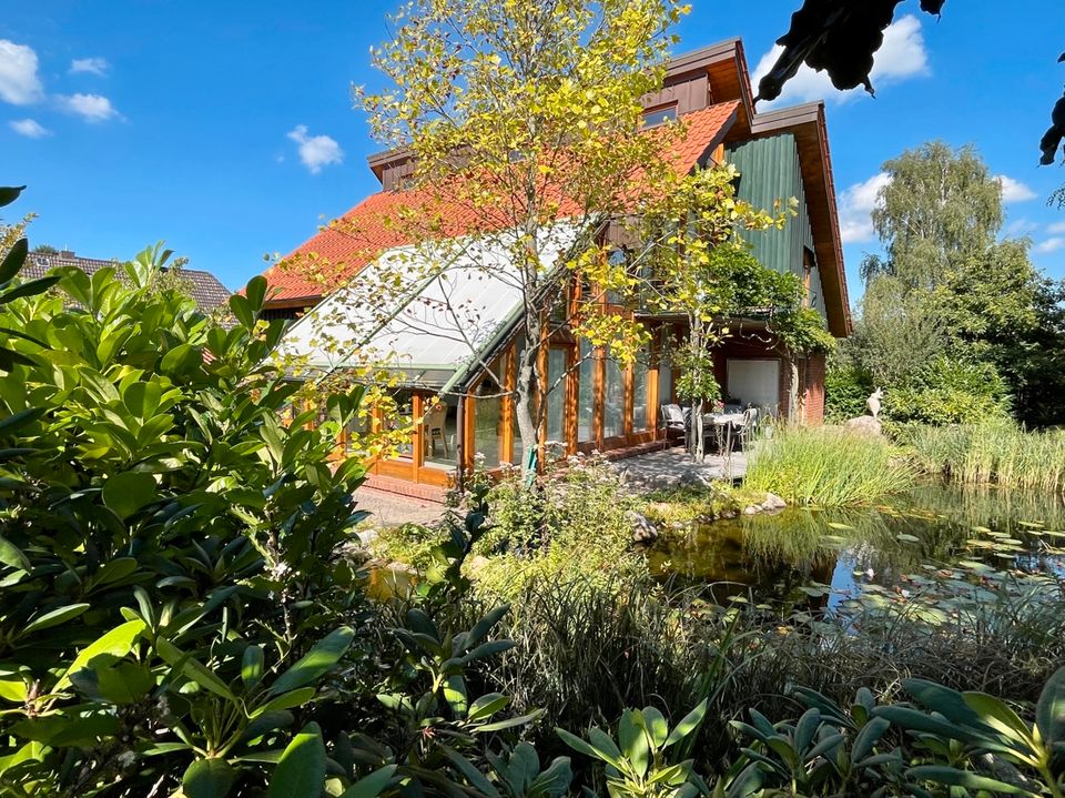 Das besondere Architektenhaus mit traumhafter Gartenanlage in ruhiger Lage ***360 Grad Rundgang*** in Harsefeld