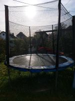 Großes Trampolin, 3 Jahre alt. Nordrhein-Westfalen - Gummersbach Vorschau