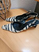 Leder Sling Pumps schwarz Zebra Sandalen 39 1/2 Vera Cuoio Italy Nordrhein-Westfalen - Gescher Vorschau