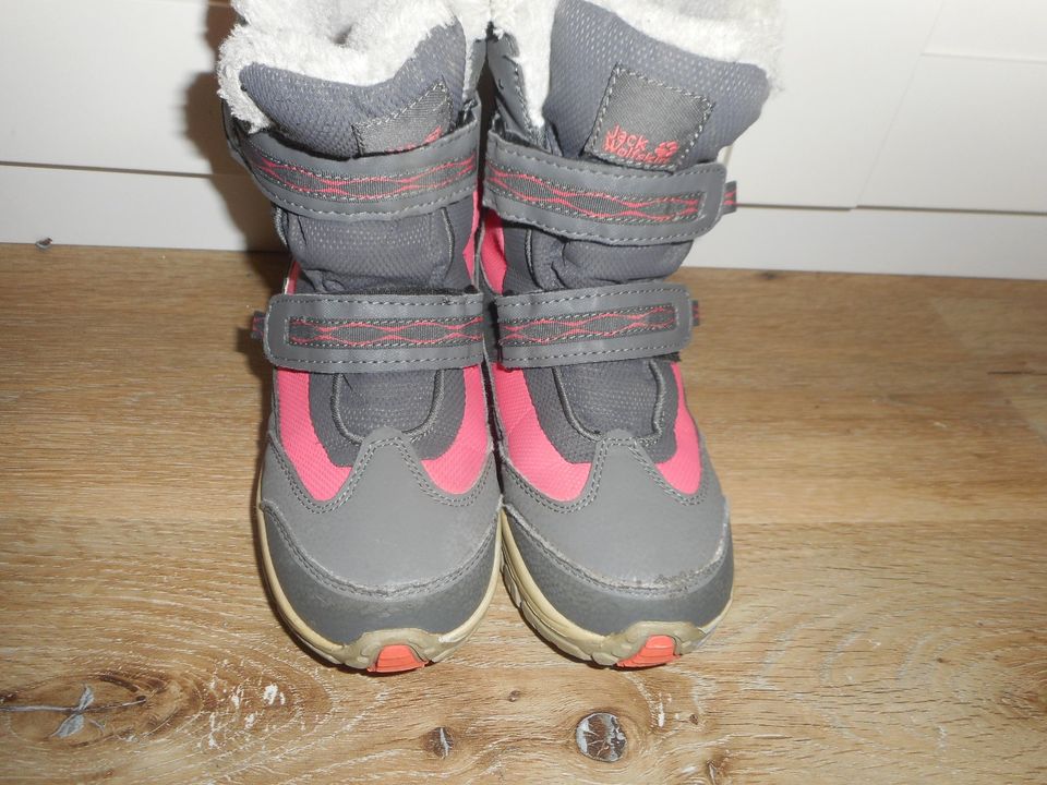 Jack Wolfskin Mädchen Winter Stiefel Schuhe Gr.31 in Markt Rettenbach