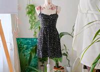 h&M süßes Kleid Sommerkleid Gr 36 S Blümchen Kleid Friedrichshain-Kreuzberg - Kreuzberg Vorschau