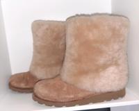 Ugg Boots Größe 40 Nordrhein-Westfalen - Rheda-Wiedenbrück Vorschau