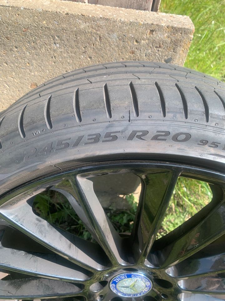 Benz 20 Zoll komplett Räder Pirelli P Zero in Bremen