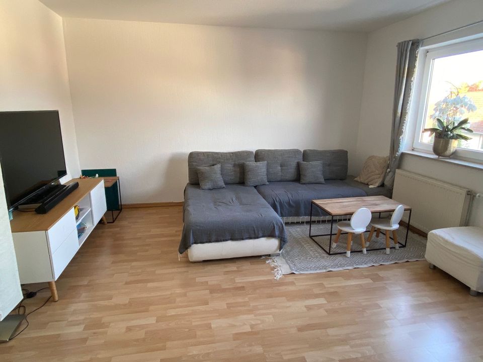 4 Zimmer Wohnung - eigenem Eingang, Garten, Terrasse, Stellplatz in Lörzweiler