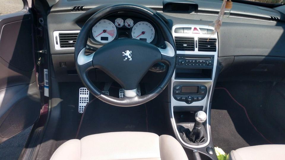 Peugeot 307 CC Cabrio 136PS Ledersitze Sitzheizung TÜV27 in Andernach