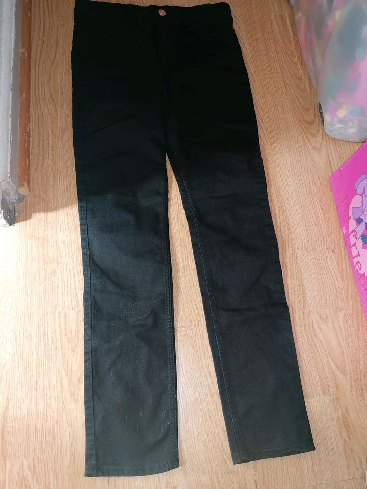 Mädchen Jeans Größe 152 in Goch