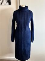 Kuscheliges Kleid von Asos blau S Nordrhein-Westfalen - Wesseling Vorschau