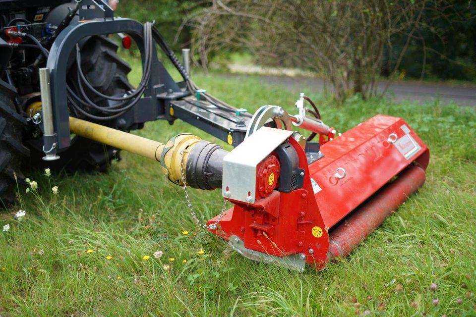 DRAGONE ROAD L160 Seitenmulcher /Böschungsmulcher /Mulcher-Aktion in Schmallenberg