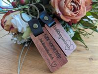 Schlüsselanhänger personalisiert aus Holz, Gravur beidseitig Bayern - Langerringen Vorschau
