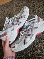 Asics Gel 1130 Sneaker Vintage rot white Rose Niedersachsen - Drochtersen Vorschau