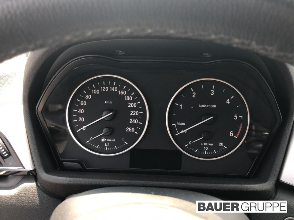 BMW X1 sDrive18d Autom. Navi AHK SHZ PDC Parkassiste in Schleswig