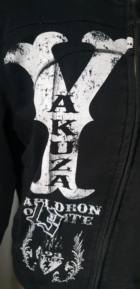 Stehkragen-Jacke von Yakuza in Magdeburg