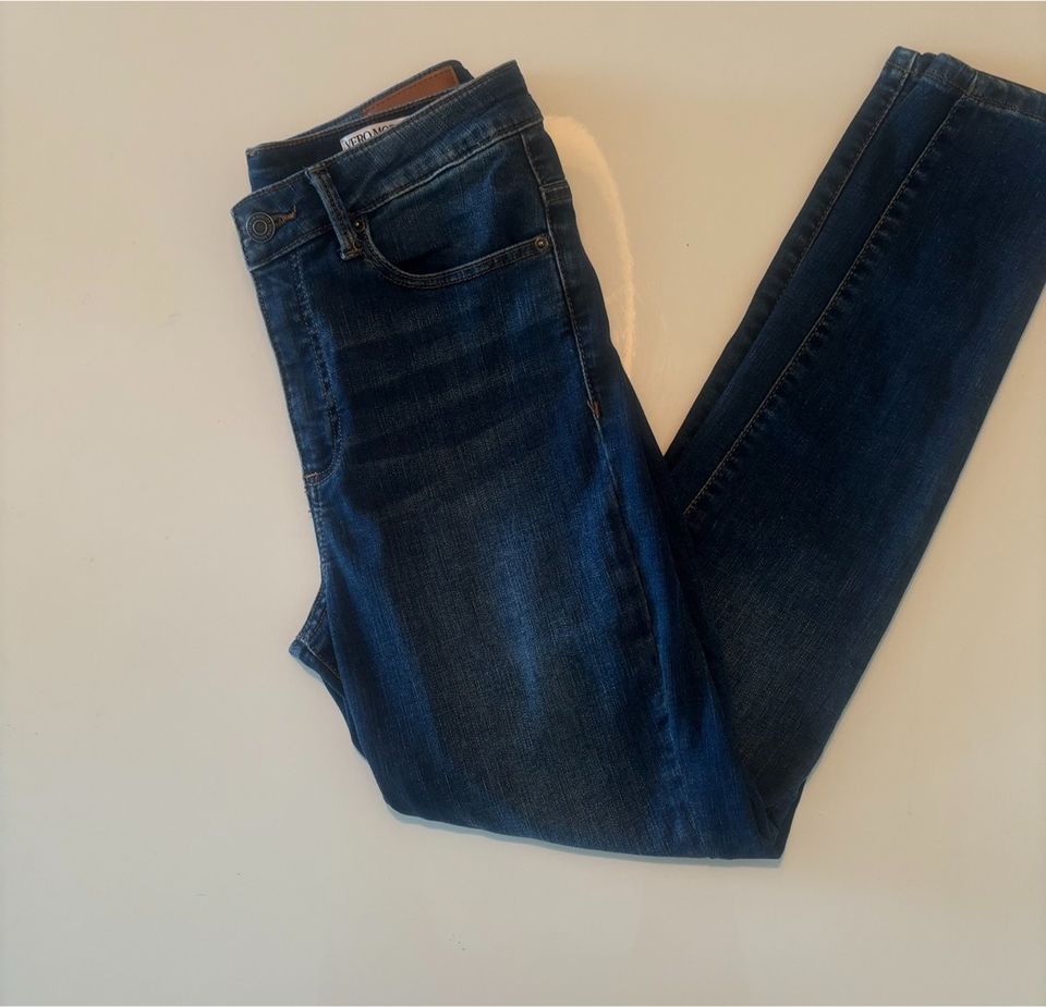 Jeans, Denim, Hose „ Vero Moda“ skinny, blau, Gr.,M in Issum