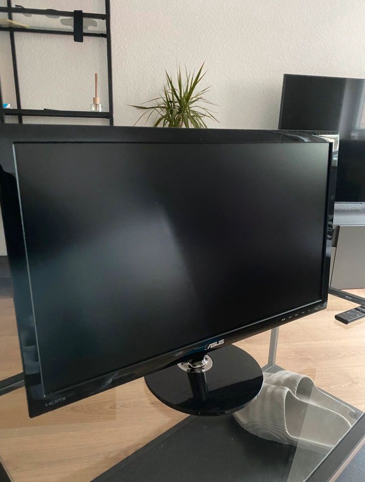 Asus 1080p 60Hz Gaming Monitor 24 Zoll TOP Zustand✅ in Nürnberg (Mittelfr)