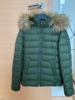 *W.NEU* Tommy Hilfiger Jacke Damen Grün Olive (Gr.34 XS) Nordrhein-Westfalen - Geseke Vorschau