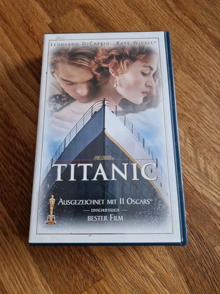 Titanic VHS in Rheinbreitbach