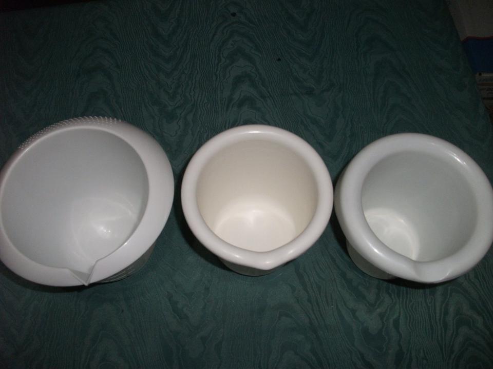 Rührtopf, Rührschüssel, Messbecher, aus Kunststoff, 3 Stück in Torgelow