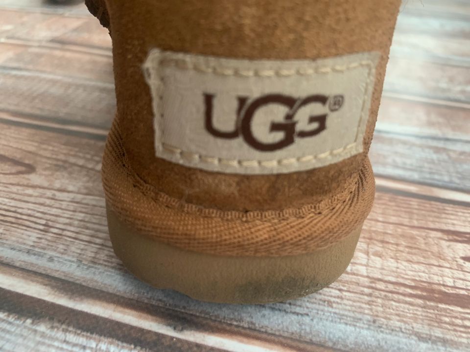 UGG Boots Stiefel braun Gr. 25 in Solingen