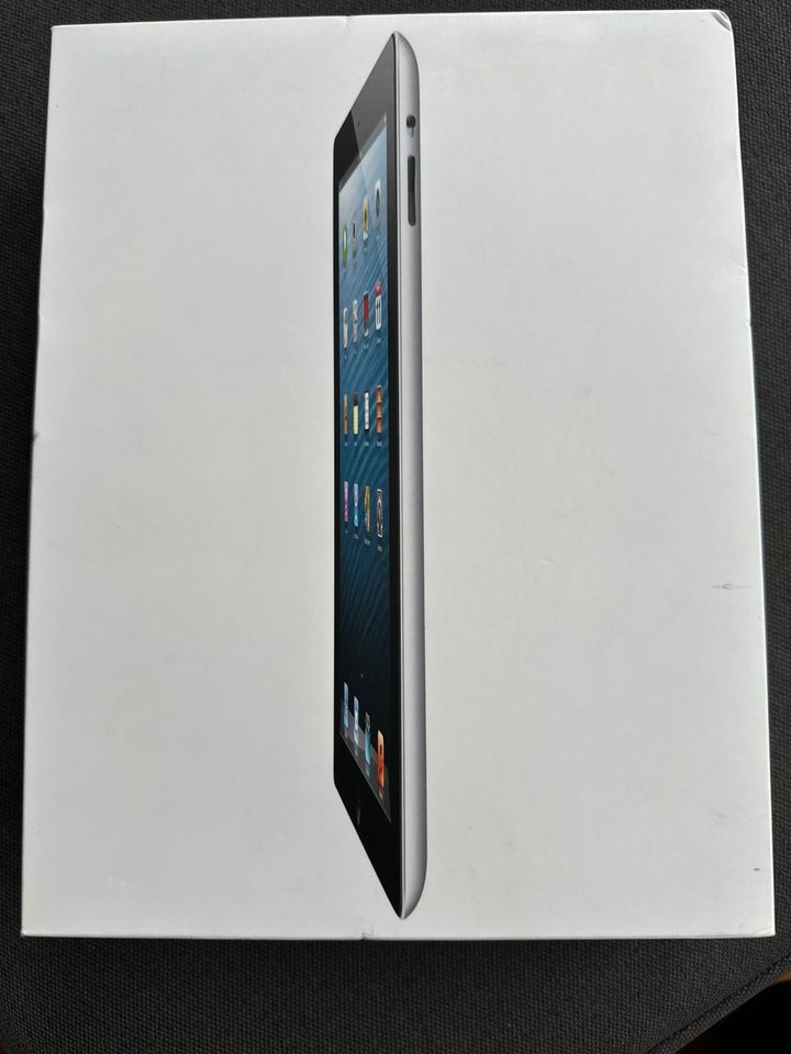 Apple iPad 4 16 GB inkl. Ladekabel und Cover in Stuttgart