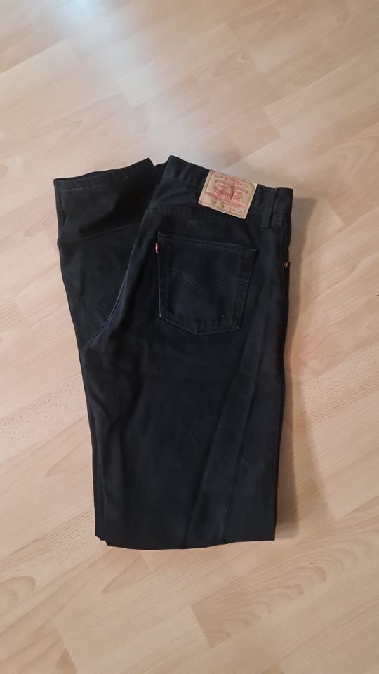 Levis Strauss Hose in Lahnstein