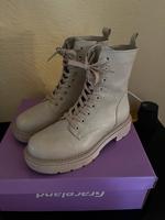 Boots beige Graceland Rheinland-Pfalz - Mackenrodt Vorschau