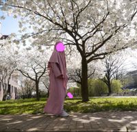 Abaya und Kopftuch set rosa Wandsbek - Hamburg Volksdorf Vorschau