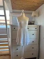 Vero Mode weißes Kleid mit Spitze viele schöne Details Gr. 38 Niedersachsen - Sickte Vorschau