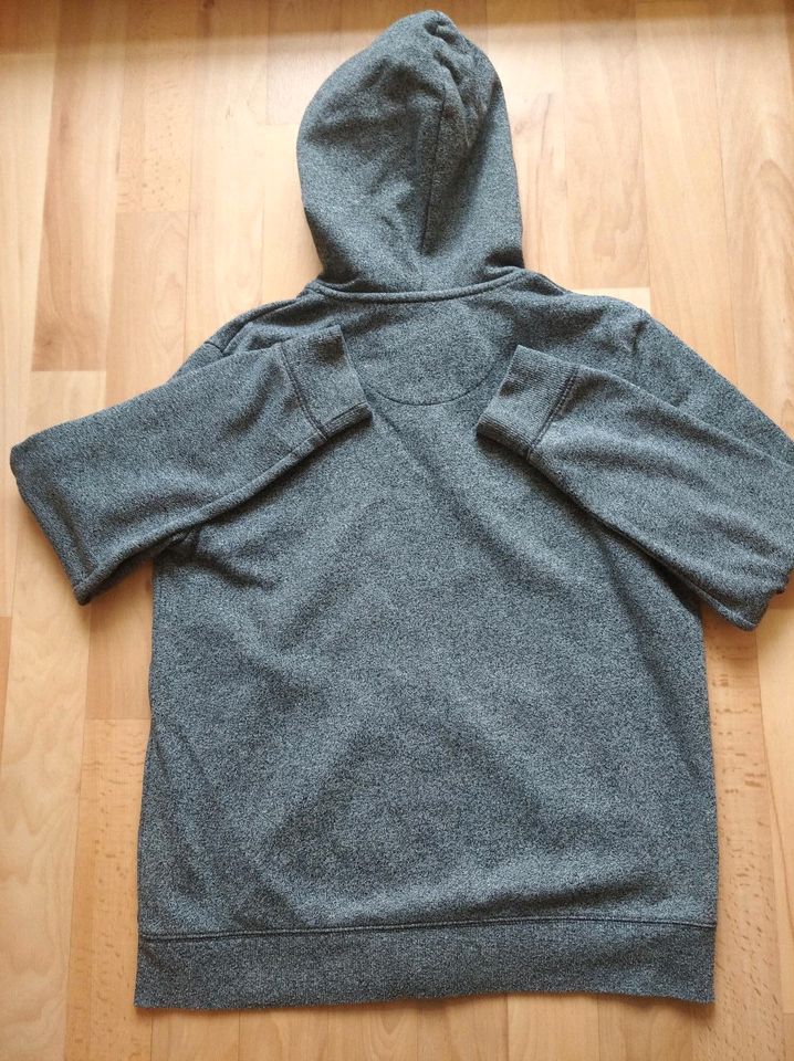 Sweatshirtjacke Gr.158/164 in Leipzig